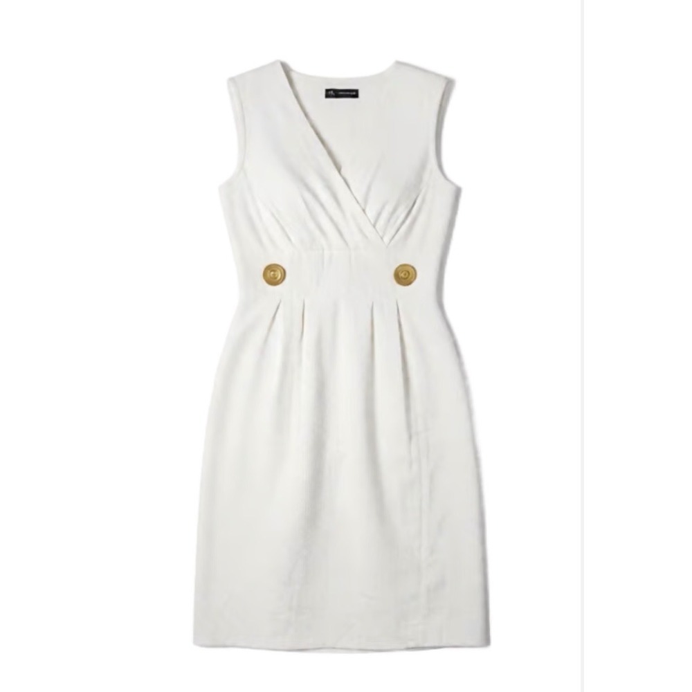 Helene Berman London White Textured Pique V-Neck Sheath Dress Gold Button Size 8